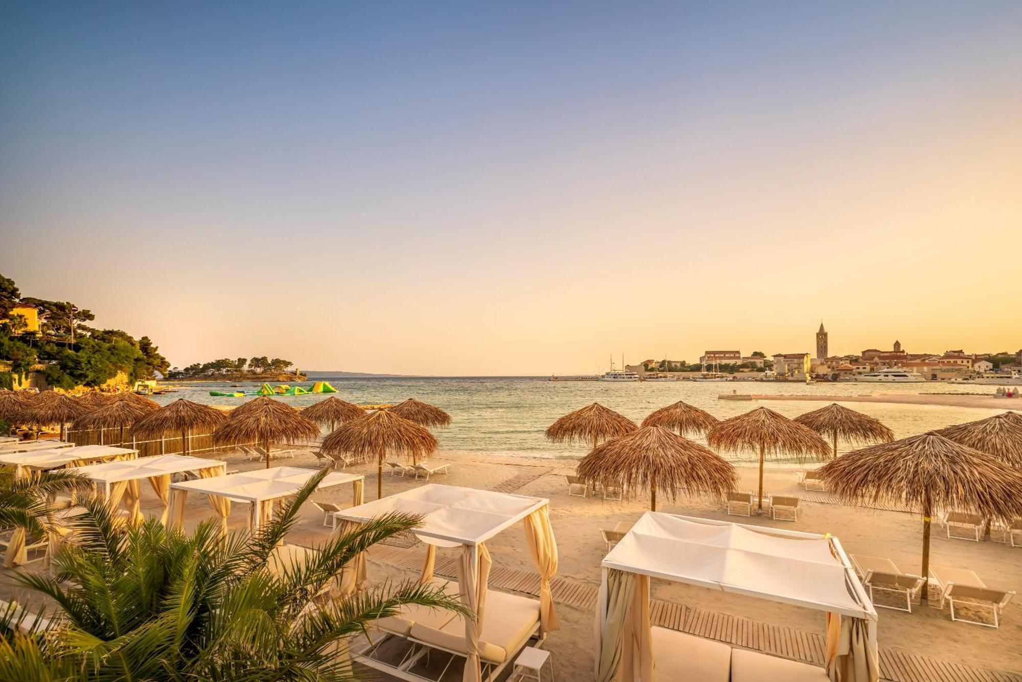 Imperial Heritage Hotel, Valamar Collection (Adults Only) Раб Екстериор снимка