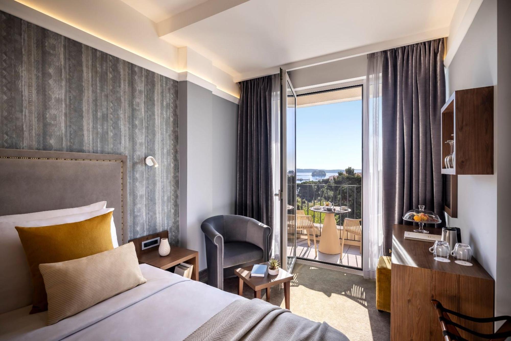 Imperial Heritage Hotel, Valamar Collection (Adults Only) Раб Екстериор снимка